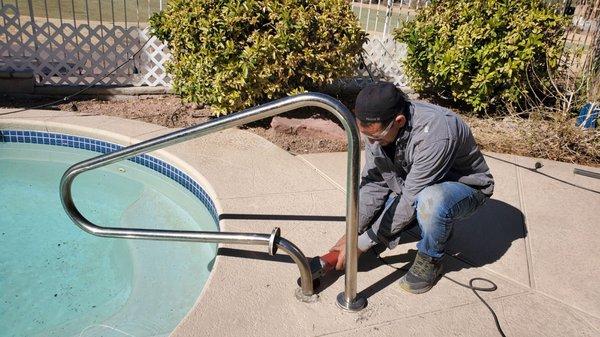 Cutting out the pool rails