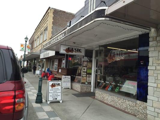 I'm so impressed that Enumclaw has this great locally owned music store with rentals, music lessons, and a variety of instruments!