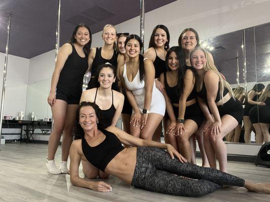 Private pole dance parties for bachelorette parties, birthdays and more!