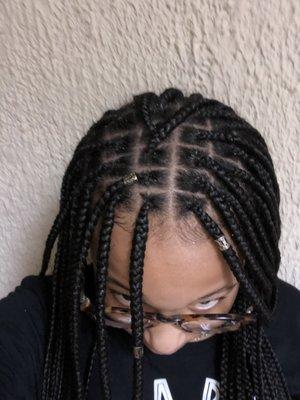 Knotless braids from Ayisha in Hyattsville, MD. Medelina is the best