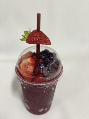 Strawberries , blueberry ,