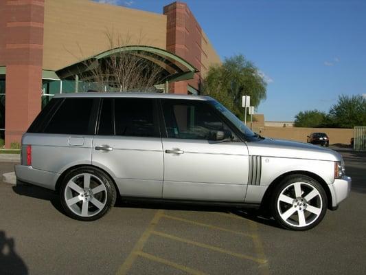 Range Rover 22" Custom Wheels