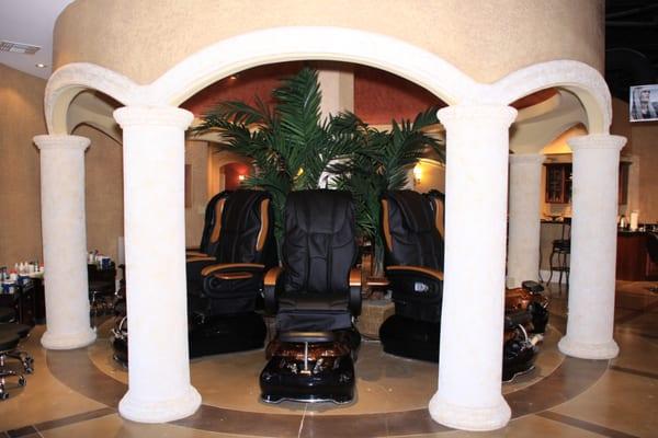 Linh Salon and Spa