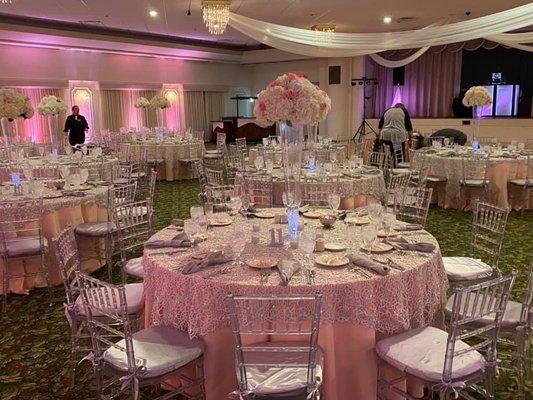 Centerpiece and draping