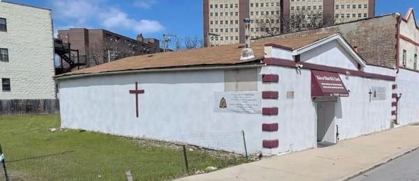 Google Maps photo of the outside of the church.