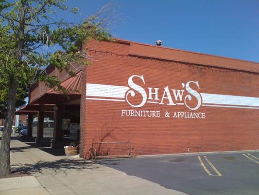 Shaw's Furniture & Appliance Inc