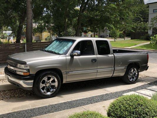 JC Wheels and Caps - looking great on my 2000 Silverado.