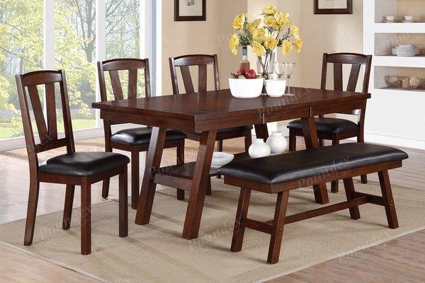 Table w/ 4 Chairs WOW! $399