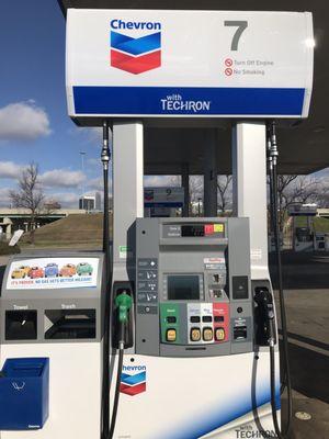 Brand new Gas and Diesel pumps, has Apple and Samsung Pay as well as credit card pay.