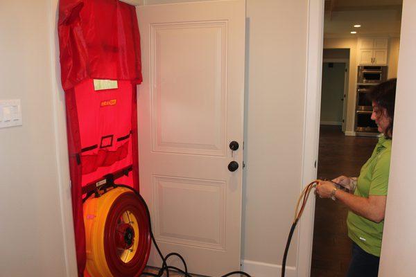 Blower door test