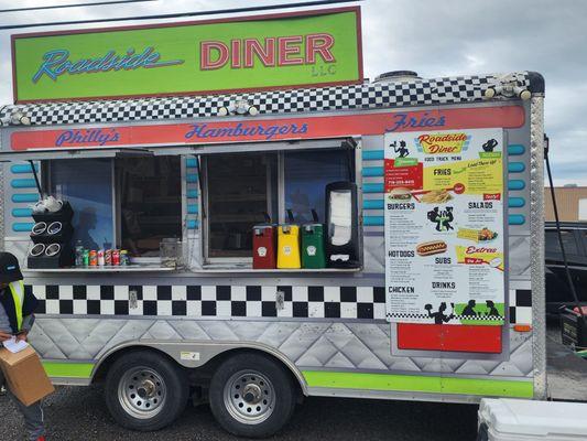 Roadside Diner Food Truck