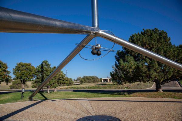 Helium Monument