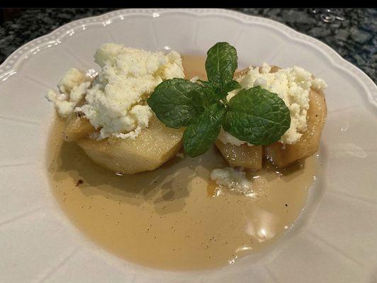 Poached pears with sweet marscapone and amaretto sauce