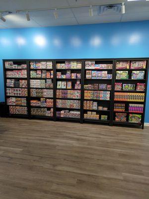 Sports Card/Pokemon Trading Card Hobby and Retail Boxes