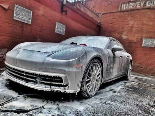 What color is this Panamera ?