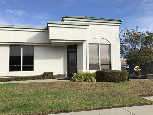 Main Entrance - Central Coast Dental Implant Center