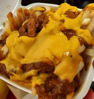 Chili fries