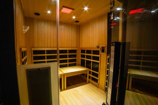 Come and experience our Breathe & Detox Suite-  A wonderful combination of Halotherapy and Far InfraRED Sauna and Red Light Therapy