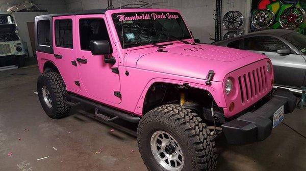 Jeep Pink Full Vehicle Wrap (After)