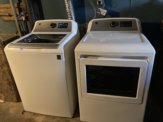 New GE Washer and dryer set