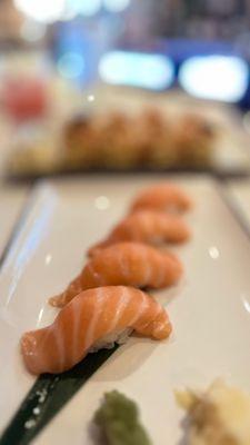 Salmon sushi