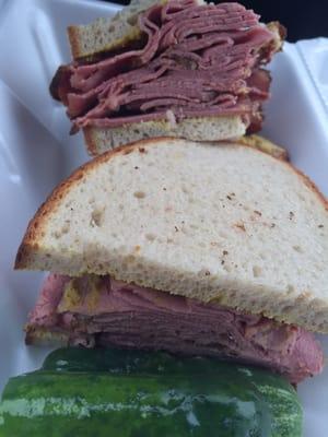 "Hot" pastrami sandwich