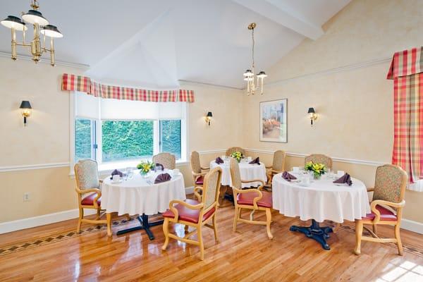 We offer upscale dining areas for our residents