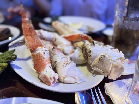 Big king crab leg