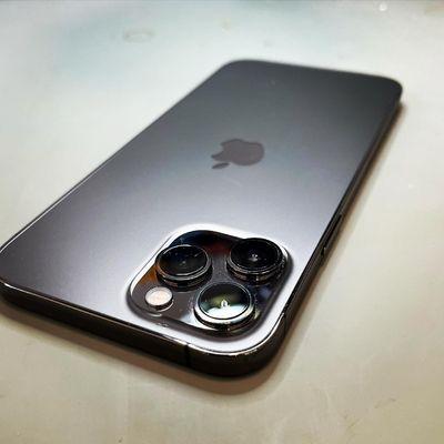 iPhone 12 Pro Max.