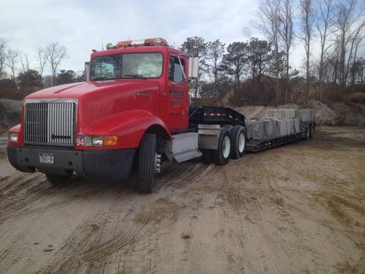 35 Ton Low boy Trailer Transport /Concrete Blocks