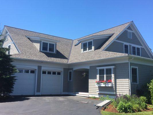 VT National townhouses CertainTeed Landmark shingles