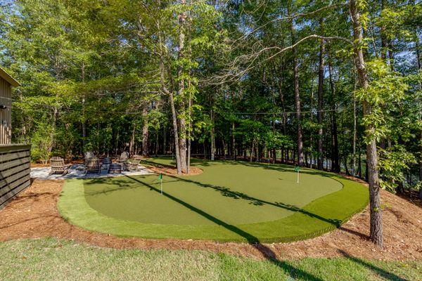 Custom putting green installation in Seattle