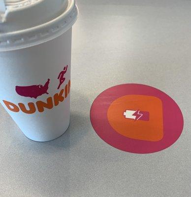 Dunkin offers a wireless charging table! Charge your phone while you charge your body!