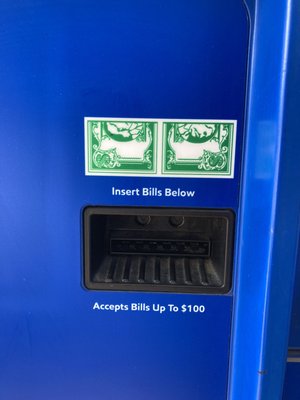 The first and only gas pump I've been to where you can insert cash