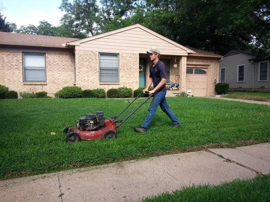 Get started with our weekly mowing service.