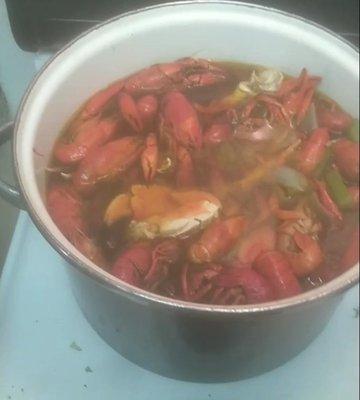 Crawfish boil