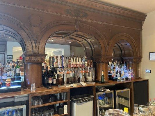 Vintage bar!