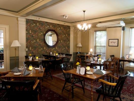 Morgan's Tavern at the Middlebury Inn