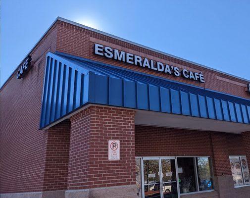 entrance to this great cafe is in a strip-mall.