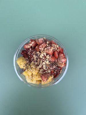 Pitaya Bowl with granola and fresh fruits