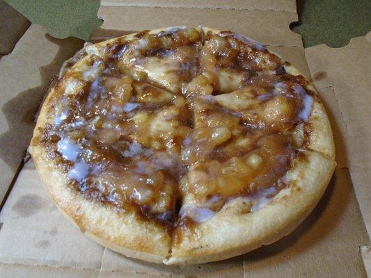 Cinna-Apple Delight dessert pizza - small size - tastes as good as it looks!