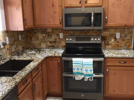 Kitchen tile backsplash install