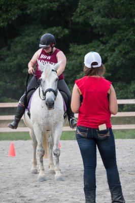 Lesson student, horse riding, horseback riding lessons, instructor