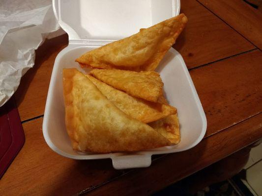 Cheese wonton