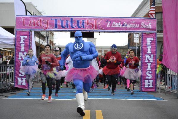 Lady Tutu 5k at Easton Town Center!