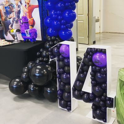 Fortnite Themed Party Balloon Mosaic