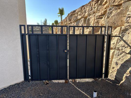 Custom fit 8 foot bounce swing gate.