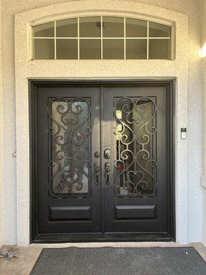 Jeunesse Wood Doors