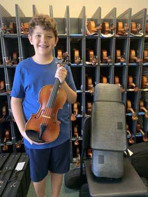 Happiness found at Barnesviolins with a new violin, bow, and case!