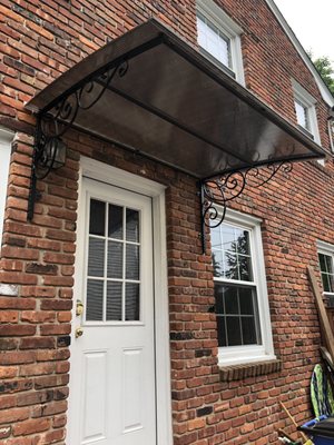 Side awning